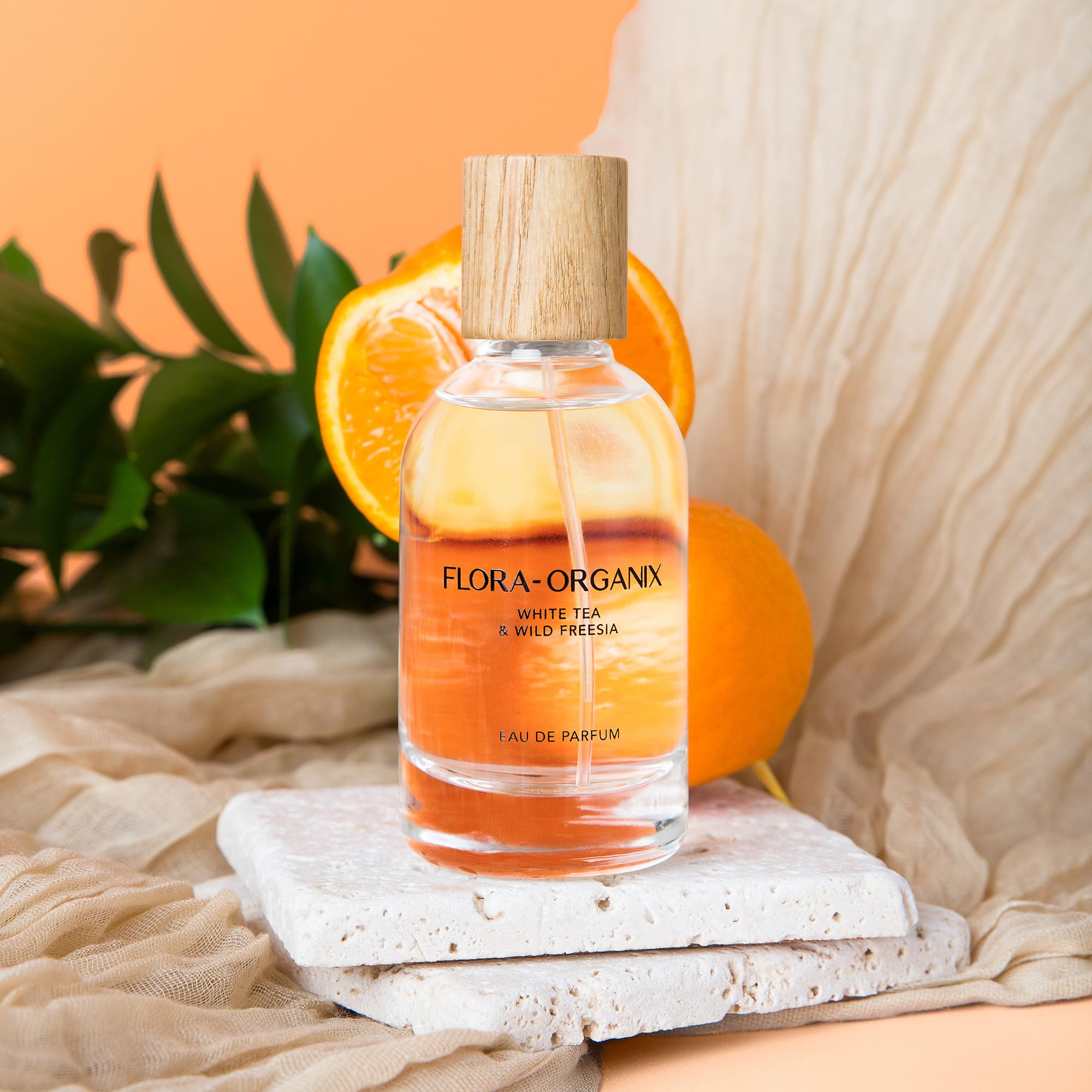 トップス Flora Core Amazon.com : Flora-Organix White Tea & Wild Freesia Eau de Parfum